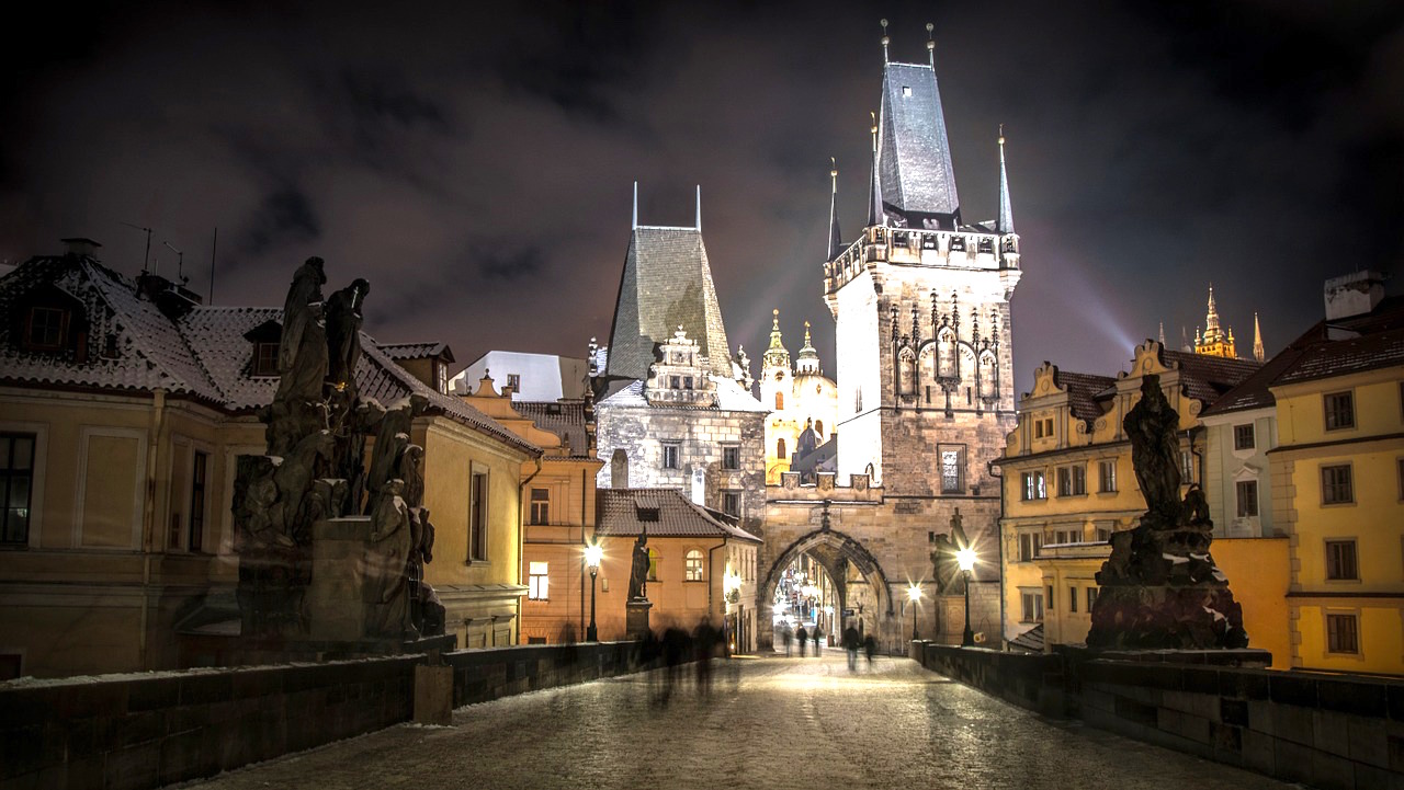 verliezen Monument dok Goedkoop naar Praag, Tsjechië - Vluchten - Citytrips naar Praag